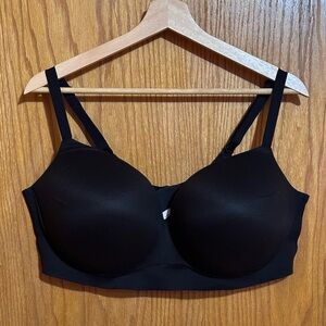 Victorias Secret padded no wire sz 44DD black bra